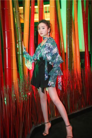 炉石传说bt版截图0