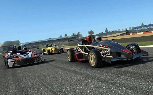 真实赛车3存档版无限金币版 安卓版v12.5.4截图2