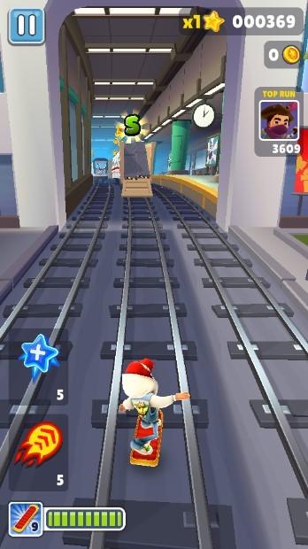 地铁跑酷快乐小屋原创内置修改器 最新版v3.15.0截图0