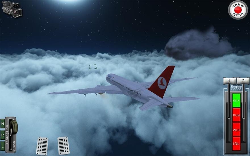 
                        模拟飞行787                    截图1
