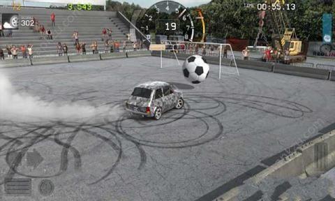 旋转风暴金币安卓版(Torque Burnout)截图0