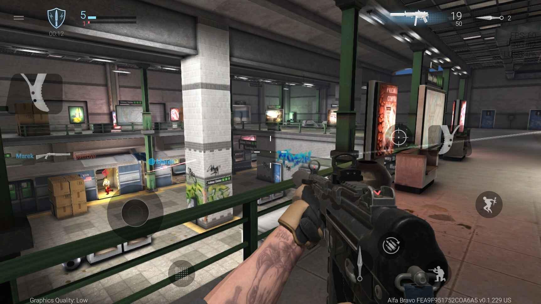 Combat Master(使命召唤16仿版破解版) 0.1.249内置辅助菜单截图2