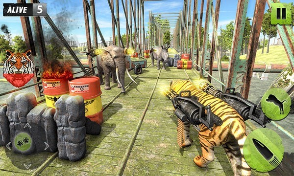 机器剑齿虎大战  v1.0