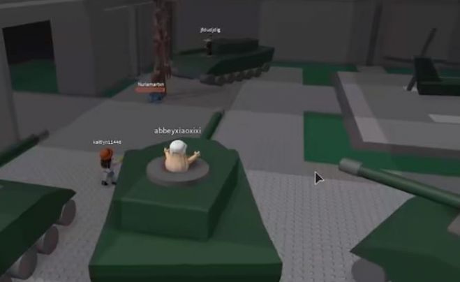 屌德斯解说Roblox警笛头灾害模拟手机版游戏图片2
