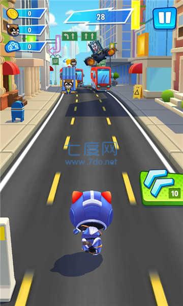 汤姆猫英雄跑酷破解版无限金币钻石鞭炮截图2