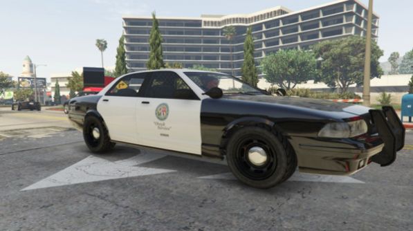 豪华警车2021.jpg
