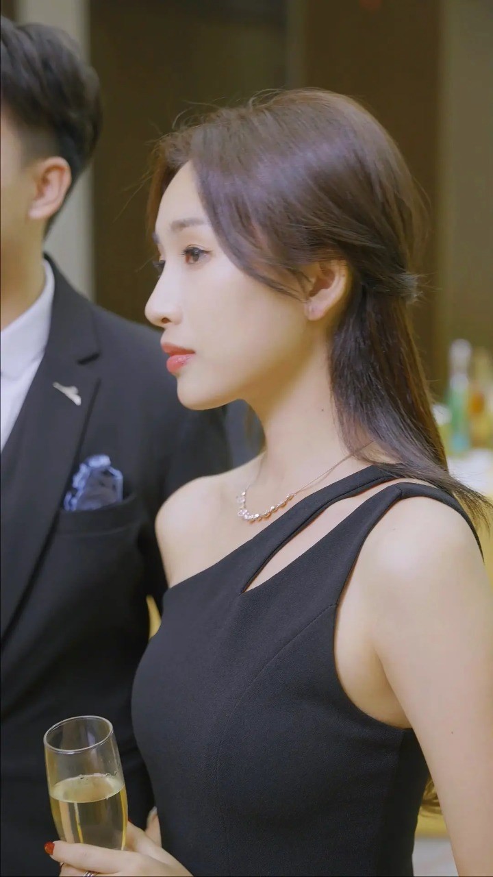 退婚后宗主马甲藏不住免费版 v1.0.0