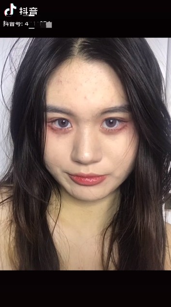 抖音上很火的容貌焦虑p图软件特效.jpg
