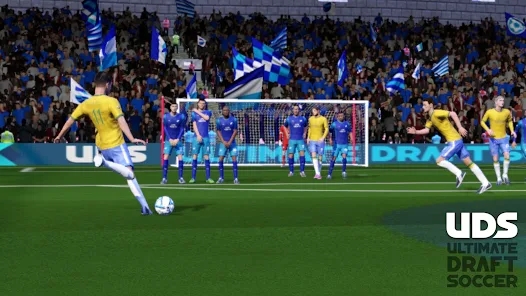 ultimate draft soccer手游官方版 截图1